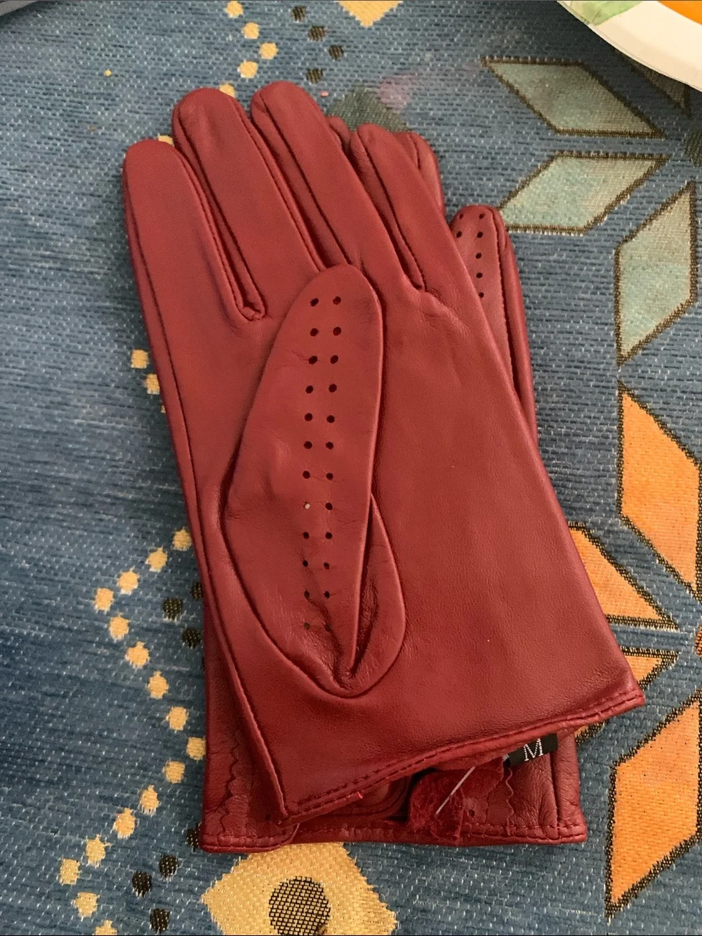 Classic Burgundy Leather Driving Gloves with Snap Closure